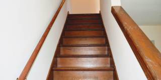 Charming 2 bedroom/1 bathroom.  Available Now, 1st MONTH FREE!! Gallery 5