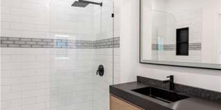 170 Broadway unit: A Gallery 7