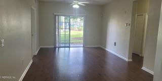 8215 GREEN PARROT Road Gallery 6