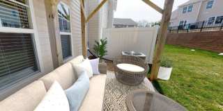 Willet | 4 Bed 3.5 Bath | Garage | 2287 sf | $3120 - $3432 | 8, 9, 13, 14, and 15 month lease terms Gallery 208