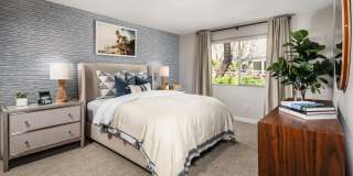 Artisan in Laguna Beach Gallery 12