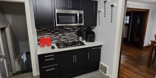Beautiful Cleveland Heights Home – Prime Location Gallery 11