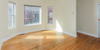851 West Cornelia Ave. Apt. Gallery 7