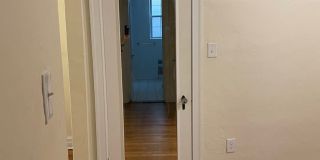 New King Edward Gallery 876