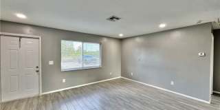 142 Harry Avenue S Gallery 8
