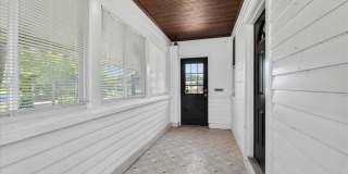 6118 Vermont Avenue Gallery 4