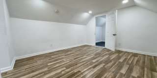 433 Homer Street - 1 Gallery 15
