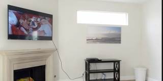 6645 Variel Avenue Gallery 7