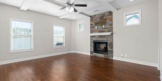Pet Friendly Three Bedroom! Gallery 7