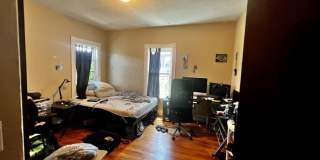 20 Bynner St. Gallery 4