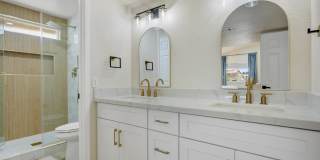 6863 E KELTON Lane Gallery 19