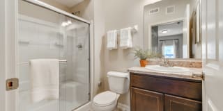 Austin Place Apartments Gallery 11