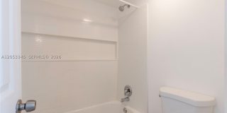 20260 NE 3rd Ct Gallery 7