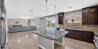 Beautifully upgraded 5-bedroom home with a pool! Gallery 18