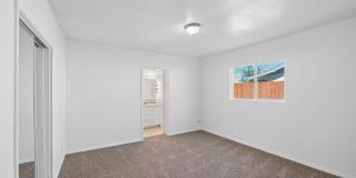 7 S CATALINA Street Gallery 17