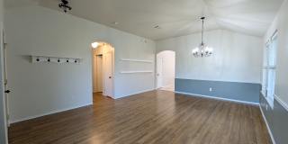 120 Sandy Lane Gallery 1
