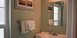 2300 Florida Boulevard Gallery 8