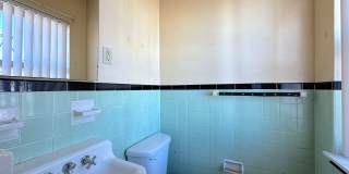 Central El Paso 3 bed with Refrig A/C and Hardwood Flooring! Gallery 18