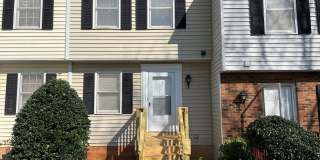 3 Bedroom Townhouse Near Downtown Durham 3 Bedroom Townhouse Near Downtown Durham Gallery 1