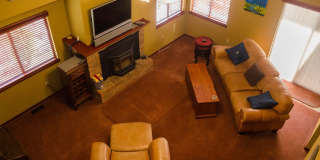 One of a kind Furnished Home with gorgeous back yard! Gallery 15