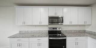 Open-Concept 3BR + Game Room Near Fort Sam & Randolph - Realtor Commission: $500 Gallery 17
