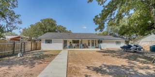 724 S Chaparral Gallery 1
