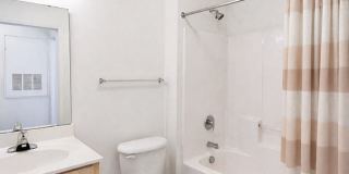 Ivy Hollow Gallery 27