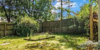 NEW RENTAL! Gallery 22
