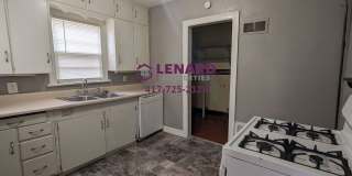 Cozy 2 Bedroom Home! Gallery 9