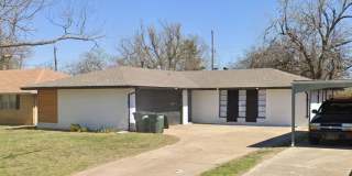 Del City 3-Bedroom Home Near Tinker AFB Gallery 1