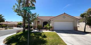 Cozy 3Bed/2Bath/2Car Residence located in beautiful Summerlin! Gallery 1