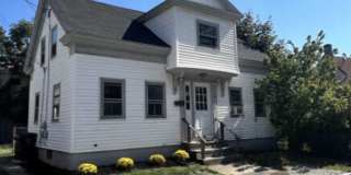Charming 3-Bedroom Historic Home with Modern Comforts in Prime Saco Location – 43 Green St Gallery 1
