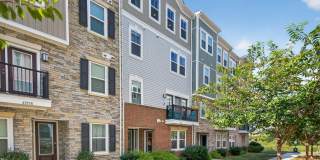 41956 PICKWICK MILL Terrace Gallery 1