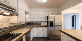 Wonderful 3BD/2BD Home minutes away from Quail Springs Mall & Chisholm Creek. Gallery 1