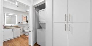 The Elinor Gallery 43