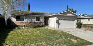 4BD/3BA - Modern Home in Convenient Location: Updated Features, Near Parks & Shops, Pet-Friendly – Lease Ready! Gallery 1