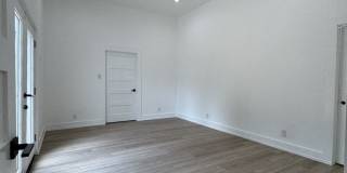 105 Forrest Gallery 10