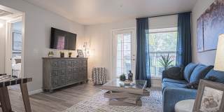 Austin Crest Apartments Gallery 2