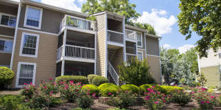 Lake House at Martin's Landing Gallery 1