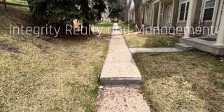 2 Bed/3 Bath, 1510 Sqft - 1818 S Quebec Way Unit B15-7 Gallery 31