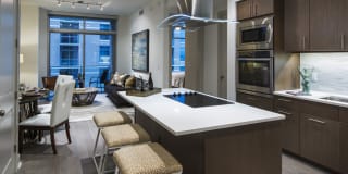 Hanover Southampton Gallery 24