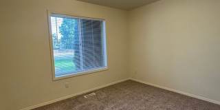 3 bedroom 2 bath In The Heart of Eagle Gallery 20