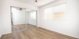 5308 Denny Ave. Gallery 7