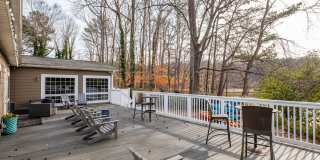 Lake House at Martin's Landing Gallery 71