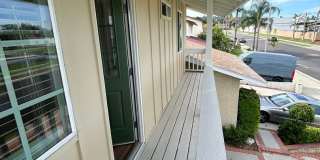 852 Glenwick Ave Gallery 8