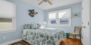 18 Meadow Avenue Gallery 17