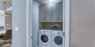 911 SW 3rd Avenue Gallery 29