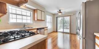 554 Abbeywood Drive Gallery 6
