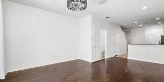 9211 HILLCROFT DRIVE Gallery 9