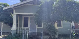 966 East Santa Paula Street Gallery 1